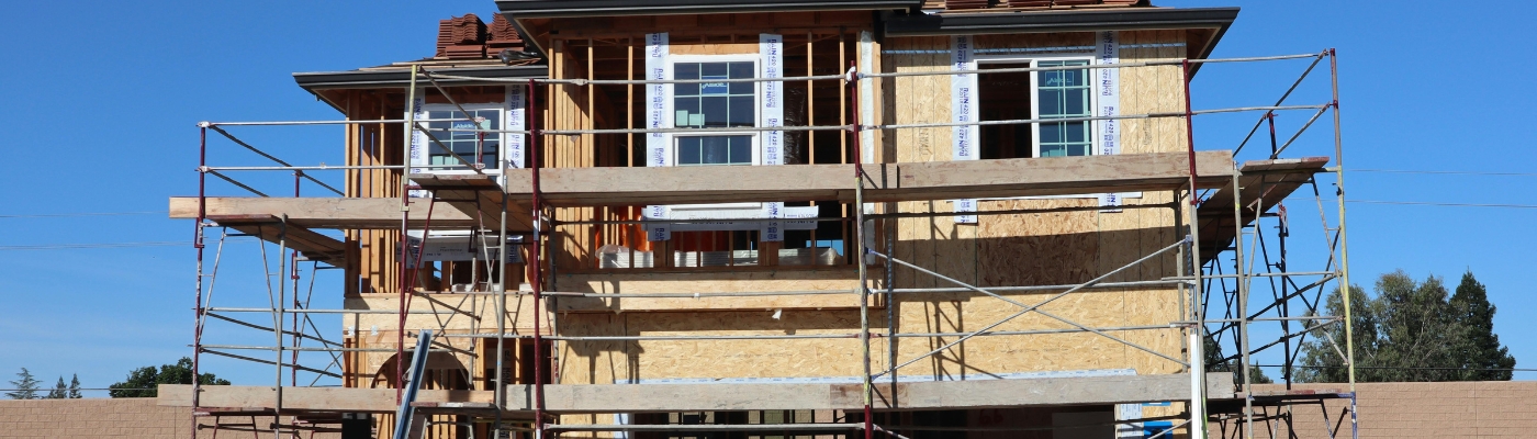 Temporary Roof Scaffolds for Chimney Repairs and Re-Roofing